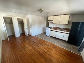 107 Caroline St Unit 6, Saratoga Springs, NY 12866