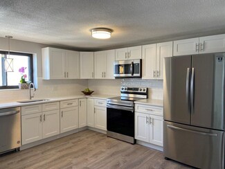 12 9th St Unit 802, Medford, MA 02155