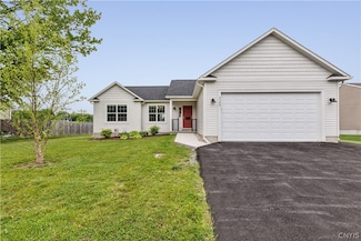 6389 Finish Line Trail, Brewerton, NY 13029