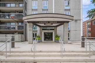 1738 Chicago Ave Unit 303, Evanston, IL 60201