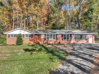 110 N Tibbs Rd, Dalton, GA 30720