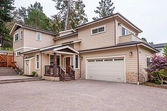 1051 Date St, Montara, CA 94037