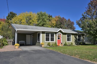 18 Middlebrook Rd, Dover, NH 03820