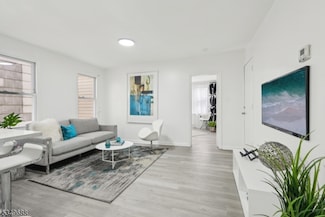 650 S 20th St, Newark, NJ 07103