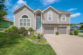 9604 N Adrian Ave, Kansas City, MO 64154