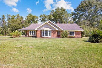 412 N Locksley Dr, Lafayette, LA 70508