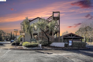 1122 S Villa Way, Walnut Creek, CA 94595