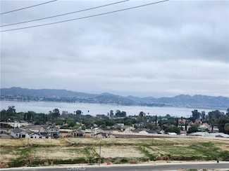 30 Lakeview Terrace, Lake Elsinore, CA 92530