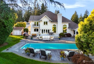 627 Linden Rd, Bellingham, WA 98225