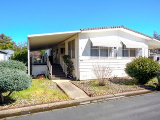 4590 Chippewa Ln, Redding, CA 96003
