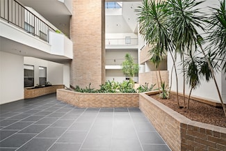 5200 Weslayan St Unit A309, Houston, TX 77005