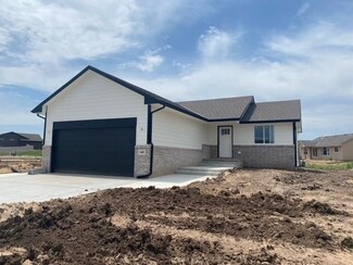909 N Cloverleaf St, Goddard, KS 67052