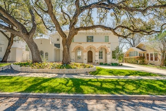 126 Wildrose Ave, San Antonio, TX 78209