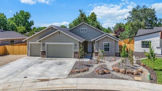 2864 River Mist Walk, Redding, CA 96001