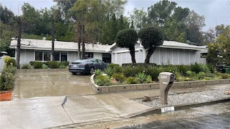 5357 Ellenvale Ave, Woodland Hills, CA 91367
