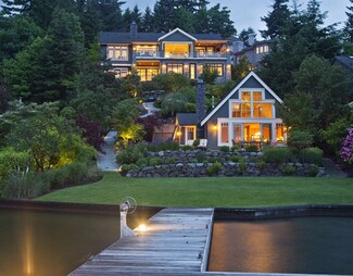 4102 100th Ave SE, Mercer Island, WA 98040