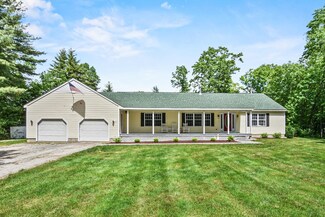 52 Bancroft St, Pepperell, MA 01463