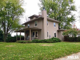 28141 Townline Rd, MacKinaw, IL 61755