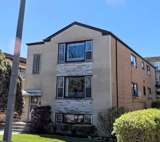 4617 Main St, Skokie, IL 60076