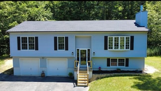 8 Bella Vista Dr, Modena, NY 12548