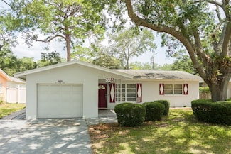 2222 Euclid Cir N, Clearwater, FL 33764