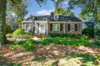 223 E Avondale Dr, Greensboro, NC 27403