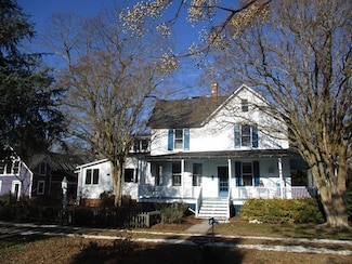 14262 Shore Dr, Harborton, VA 23389