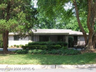 6268 Clearwood Rd, Bethesda, MD 20817