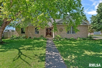 308 Linden Ln, Williamsville, IL 62693