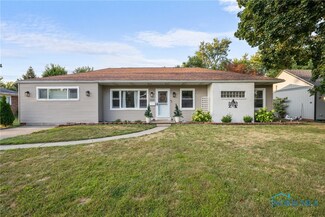 2422 Charlotte St, Toledo, OH 43613