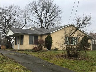 2989 Mercer West Middlesex Rd, West Middlesex, PA 16159