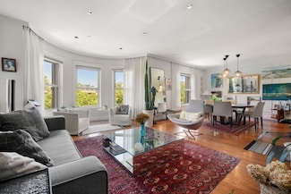 416 Commonwealth Ave Unit 504, Boston, MA 02215