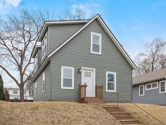 246 Belvidere St E, Saint Paul, MN 55107