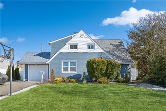 77 Abbey Ln, Levittown, NY 11756