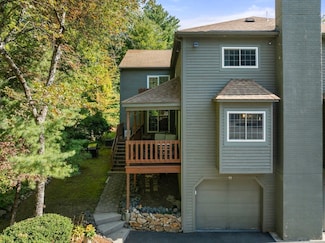 11 Voyagers Ln, Ashland, MA 01721