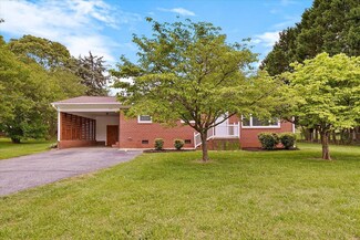 410 Park St, Randleman, NC 27317