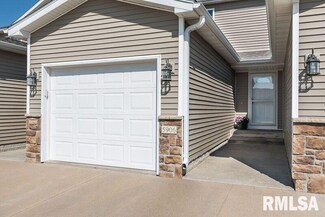 5906 Austin, Davenport, IA 52804
