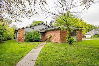 5620 Kaufman St, Dearborn Heights, MI 48125