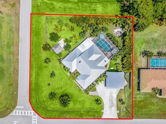 2301 SE Gowin Dr, Port Saint Lucie, FL 34952