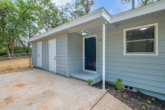 2124 Berkshire Dr, Tallahassee, FL 32304