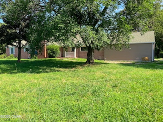 25399 Demott Dr, Joplin, MO 64801