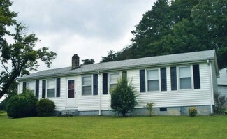 242 Thornwood Dr, Bassett, VA 24055