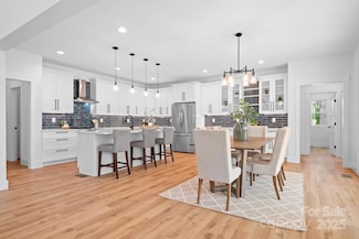 106 Arbor Dr, Waxhaw, NC 28173