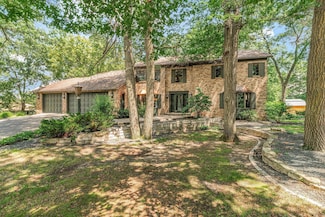 1612 Patricia Dr, Saint Cloud, MN 56301