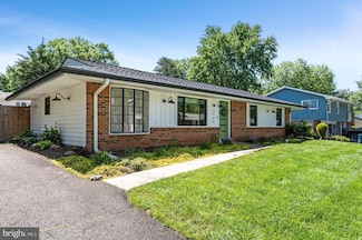 1904 N Amelia St, Sterling, VA 20164
