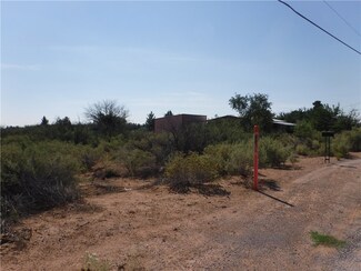 626 Sagewood Dr, Chaparral, NM 88081