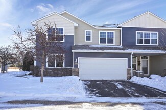 1599 Sumac Cir Unit E, Carver, MN 55315