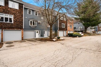207 Valley Way W, Manchester, NH 03102