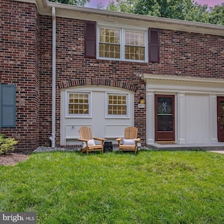 5917 Kingsford Rd Unit 366, Springfield, VA 22152