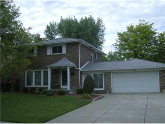 64 Carpenter Ave, Buffalo, NY 14223